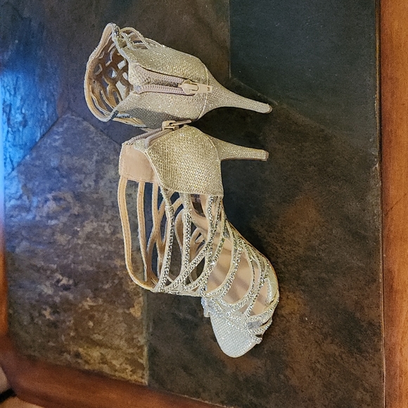 INC Heels - Picture 3 of 9